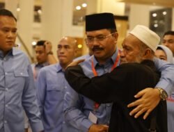 Ratusan Pendukung Sambut Kedatangan ARASKA di Claro Hotel Makassar
