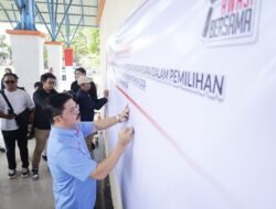 H. Aras Tampil Beda Dalam Apel Siaga Bawaslu Barru