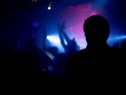 Wow.. Club Malam Country Toddopuli Buka Dibulan Ramadan